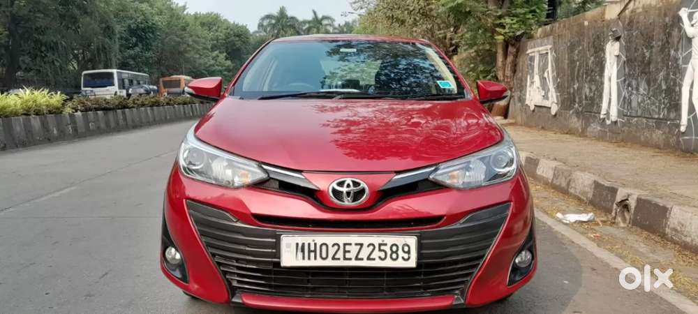 Toyota Yaris V Cvt, 2018, Petrol