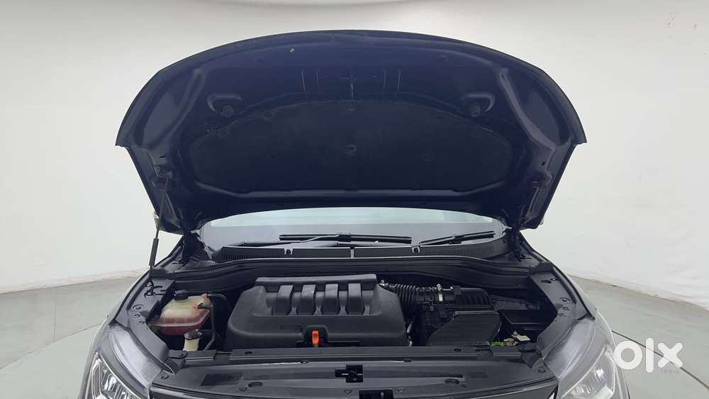 Mahindra Xuv700 2.0 Ax 7 Petrol At Luxury Pack Str, 2024, Petrol