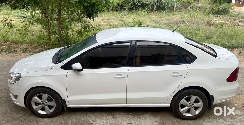 Skoda Rapid 1.5 Tdi At Elegance, 2016, Diesel