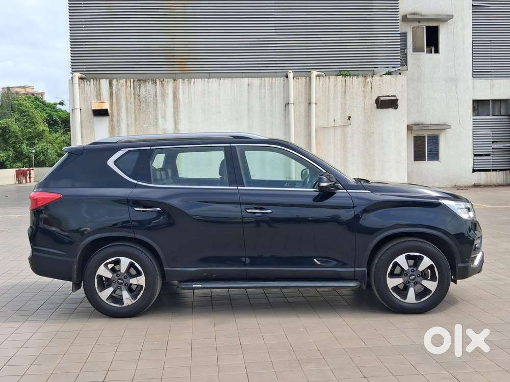 Mahindra Alturas G4 4wd At, 2021, Diesel