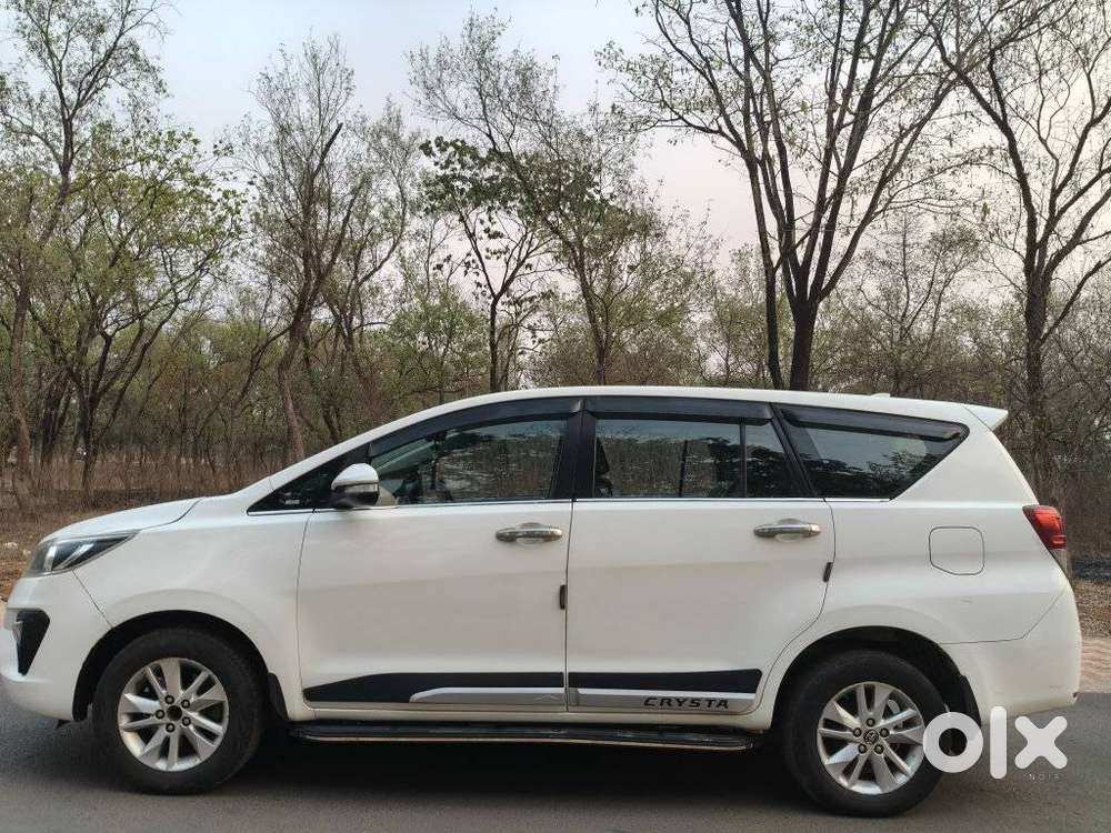 Toyota Innova Crysta 2.4 G Mt 7 Str, 2017, Diesel