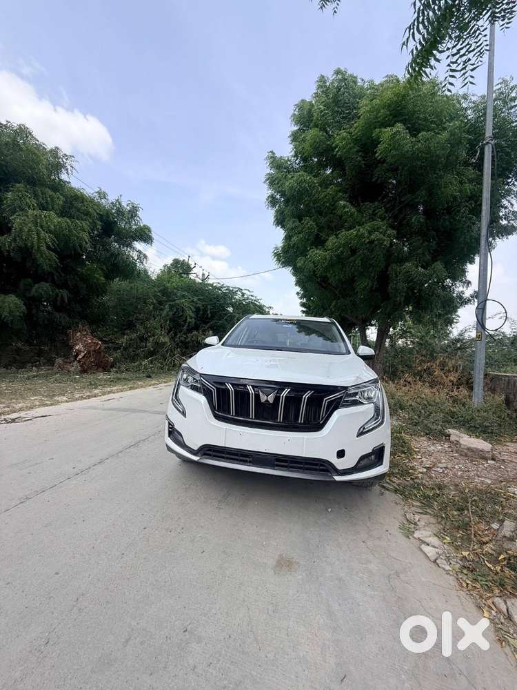 Mahindra Xuv700 2024 Diesel 22000 Km Driven