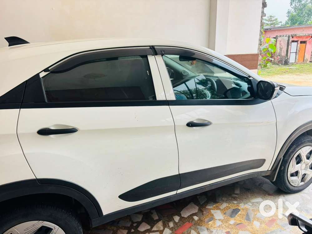 Tata Nexon Petrol 2024