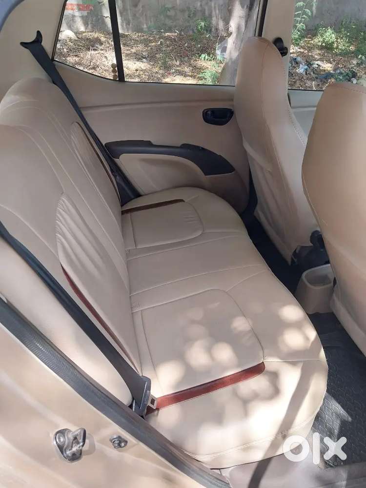 I10 Light Golden Colour 2009 Model For Sale