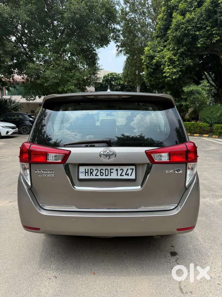 Toyota Innova Crysta 2.4 V 7 Str, 2017, Diesel