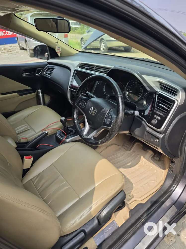 Honda City 2017 V I-vtec