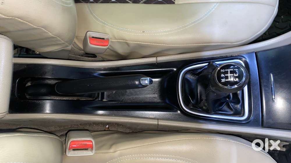 Maruti Suzuki Ciaz 1.5 Alpha Shvs Petrol, 2018, Petrol