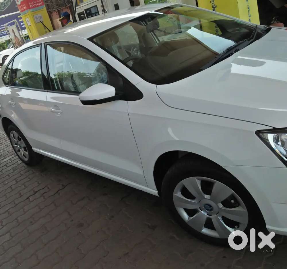 Low Run Skoda Rapid Rider Plus With 6 Yr Company Warranty