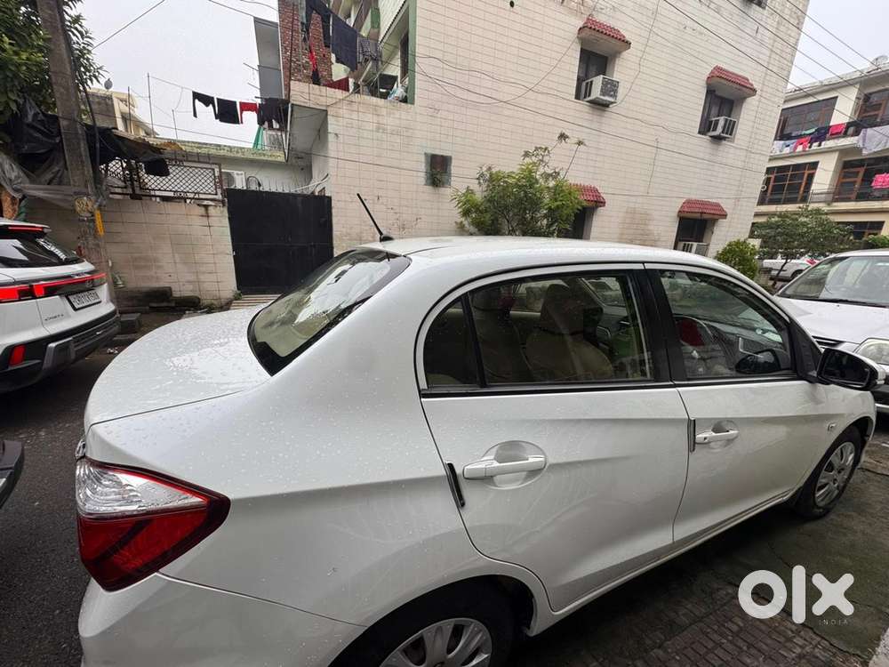 Honda Amaze 1.2 Petrol 2017