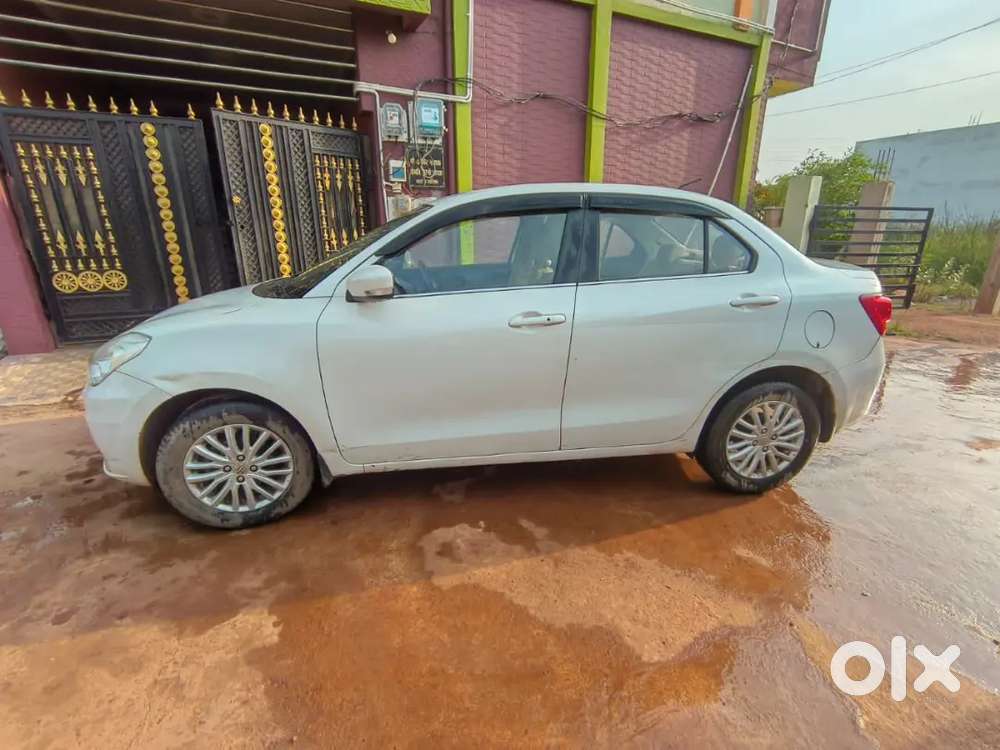 Maruti Suzuki Dzire 2021 Petrol 32033 Km Driven