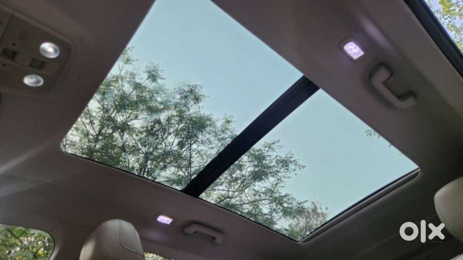 Mahindra Xuv700 2.0 Ax 7 Petrol At Str, 2021, Petrol
