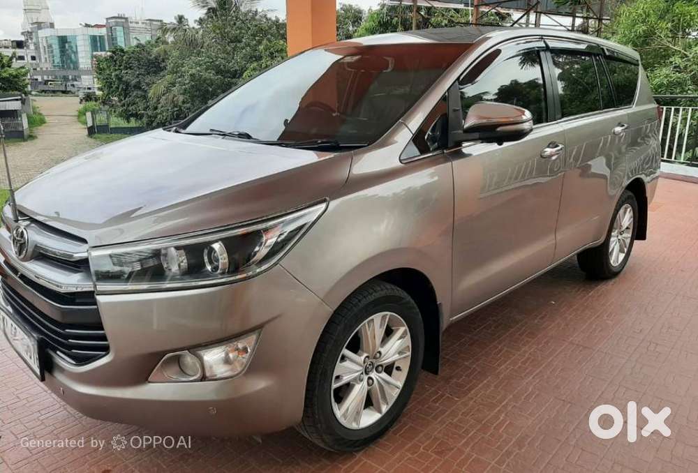 Toyota Innova Crysta 2.8 Zx At 7 Seater, 2016, Diesel