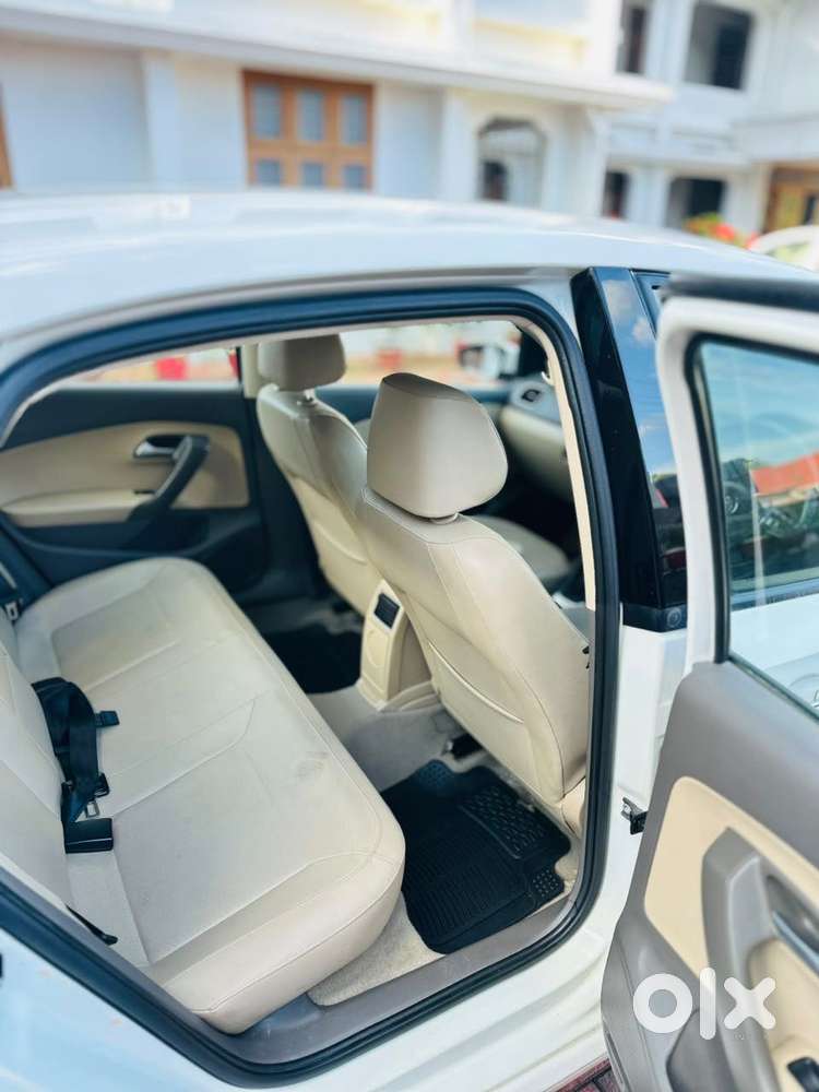 Volkswagen Vento 1.2 Tsi Highline Plus At, 2016, Petrol