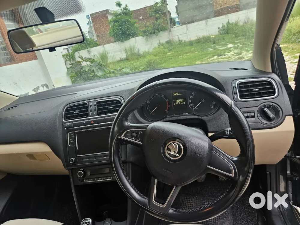 Skoda Rapid 1.6 Plus 2019