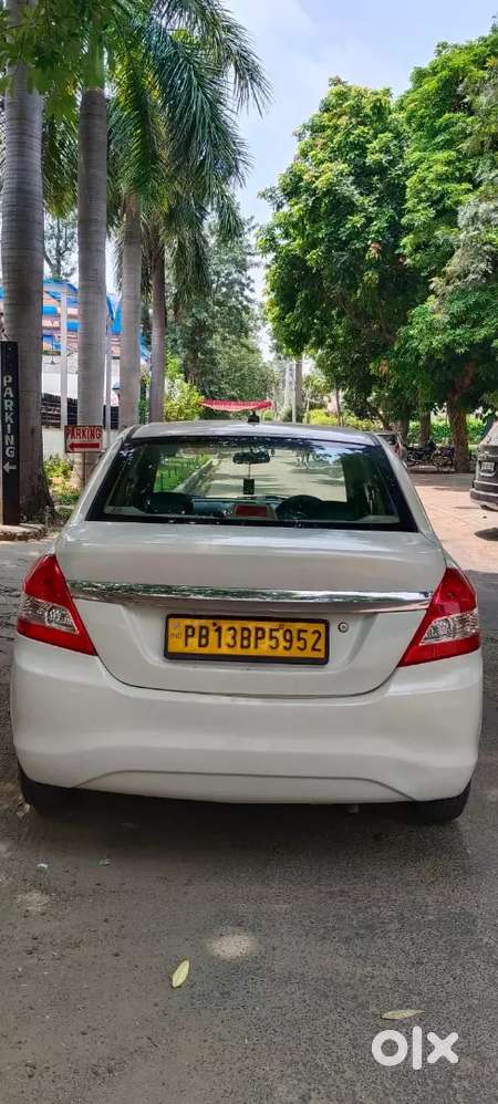 Maruti Suzuki Dzire 2017 Petrol 104633 Km Driven