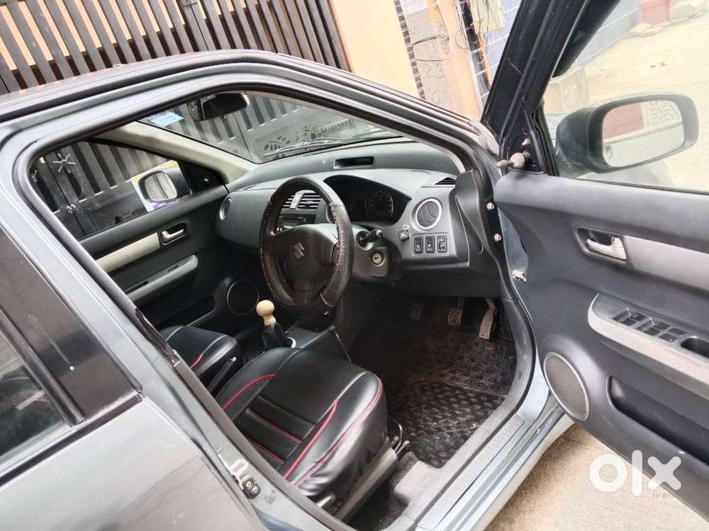 Maruti Suzuki Swift Dzire 1.2 Vxi Bsiv, 2011, Petrol