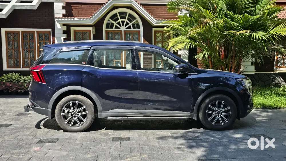 Mahindra Xuv700 Ax7l November 2022 Diesel Automatic Well Maintained.