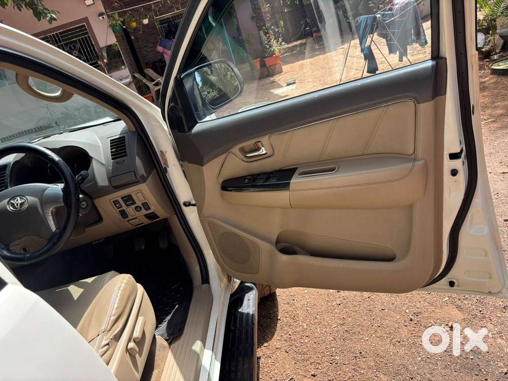 Toyota Fortuner Diesel 2013