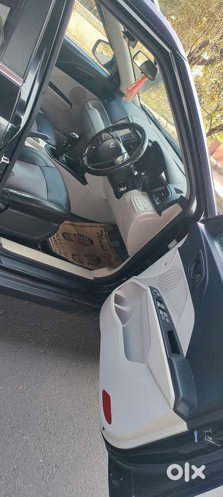 Mahindra Xuv300 W6 Diesel, 2023, Diesel