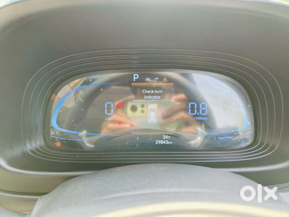 Hyundai Venue 1.0 Sx (o) Turbo Dct, 2023, Petrol