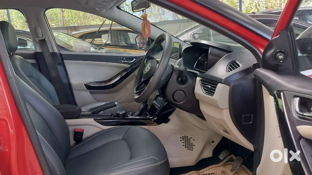 Tata Nexon 1.2 Revotron Xz Plus, 2023, Petrol