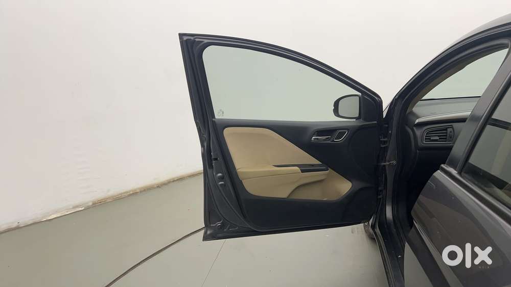 Honda City I-vtec V, 2017, Petrol
