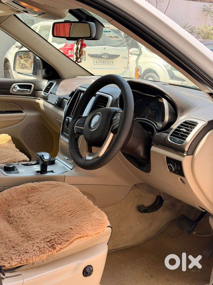 Jeep Grand Cherokee Limited (o) 4x4 At, 2017, Diesel