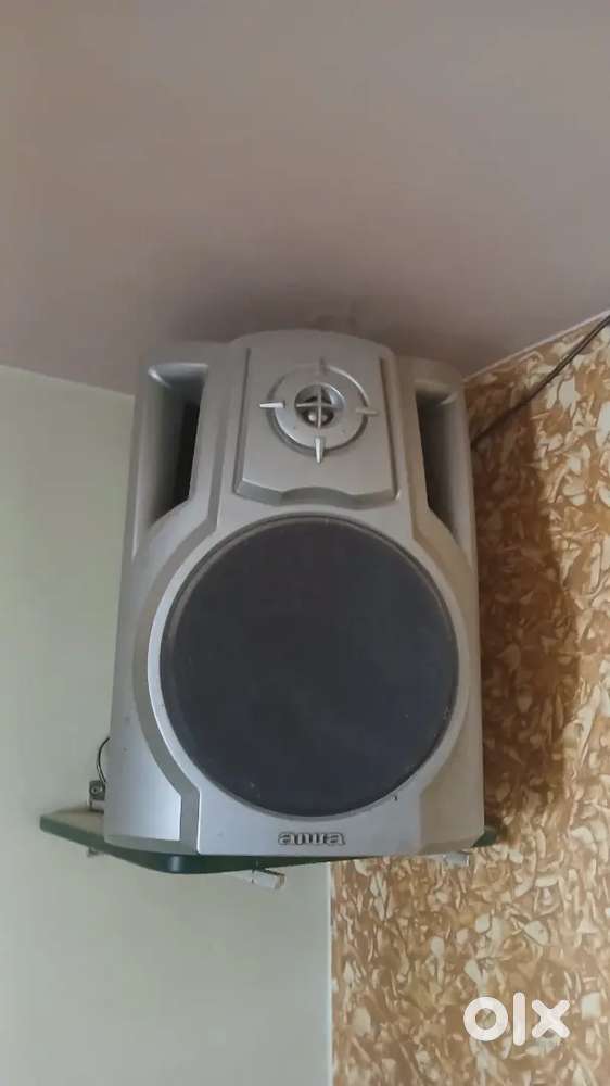 Aiwa speaker set 6 inch