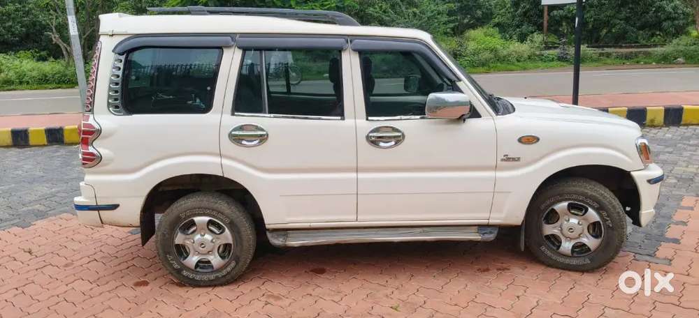 Mahindra Scorpio 2013 डीज़ल