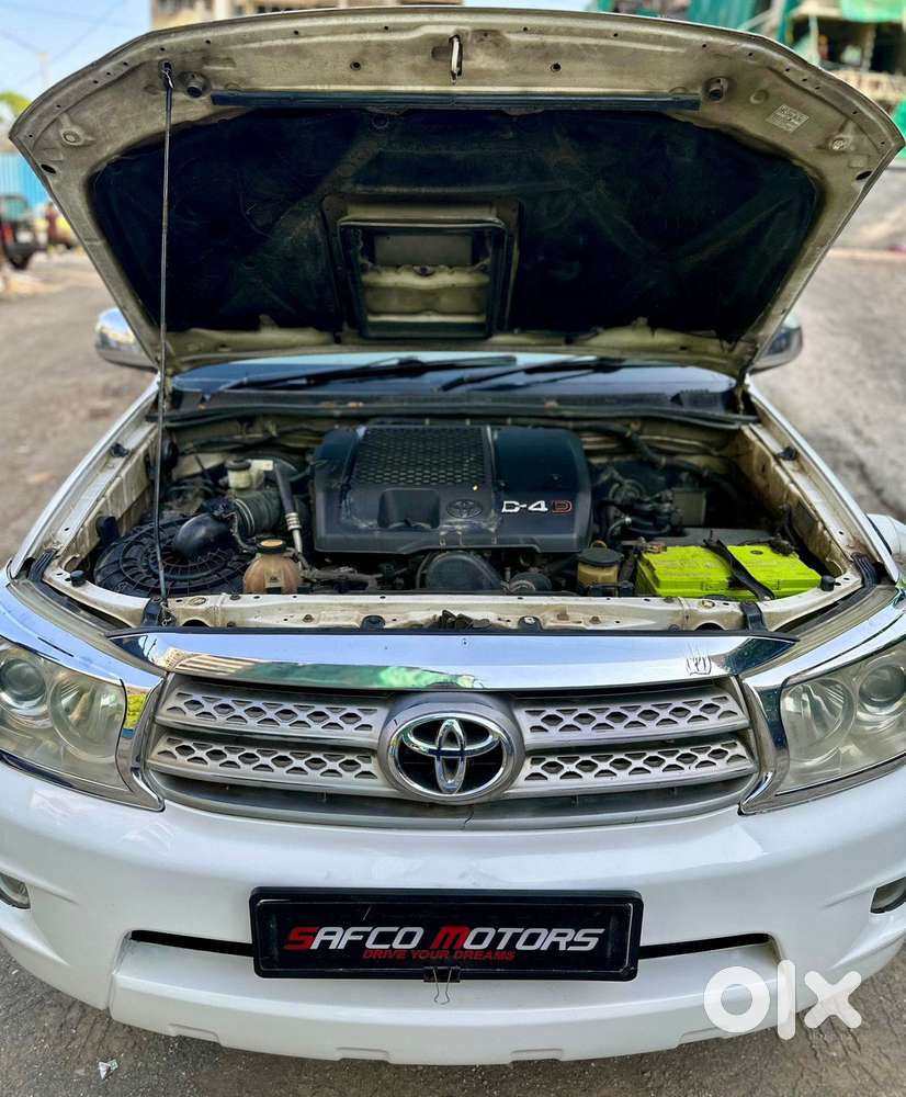 Toyota Fortuner 3.0 4x4 Manual, 2010, Diesel