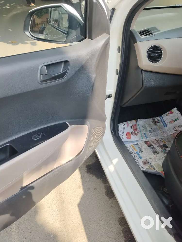 Hyundai Grand I10 2015 Petrol 59700 Km Driven