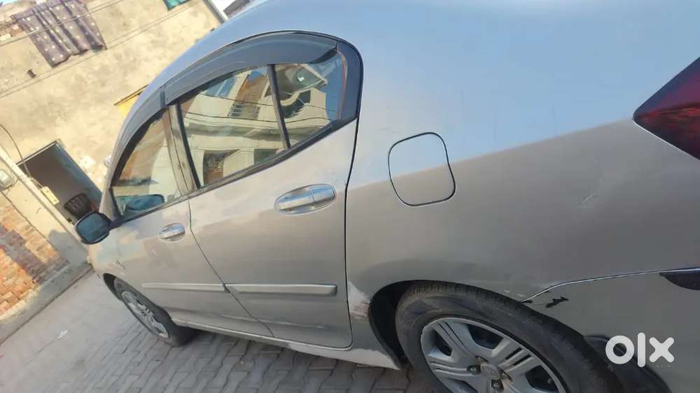 Honda City 1.5 Zx 2011  Hai 2031 Tak Vailid Hai