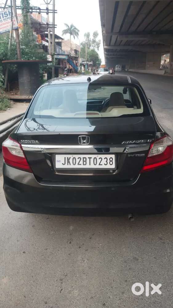 Honda Amaze 2017 Petrol 37000 Km Driven Ist Owner