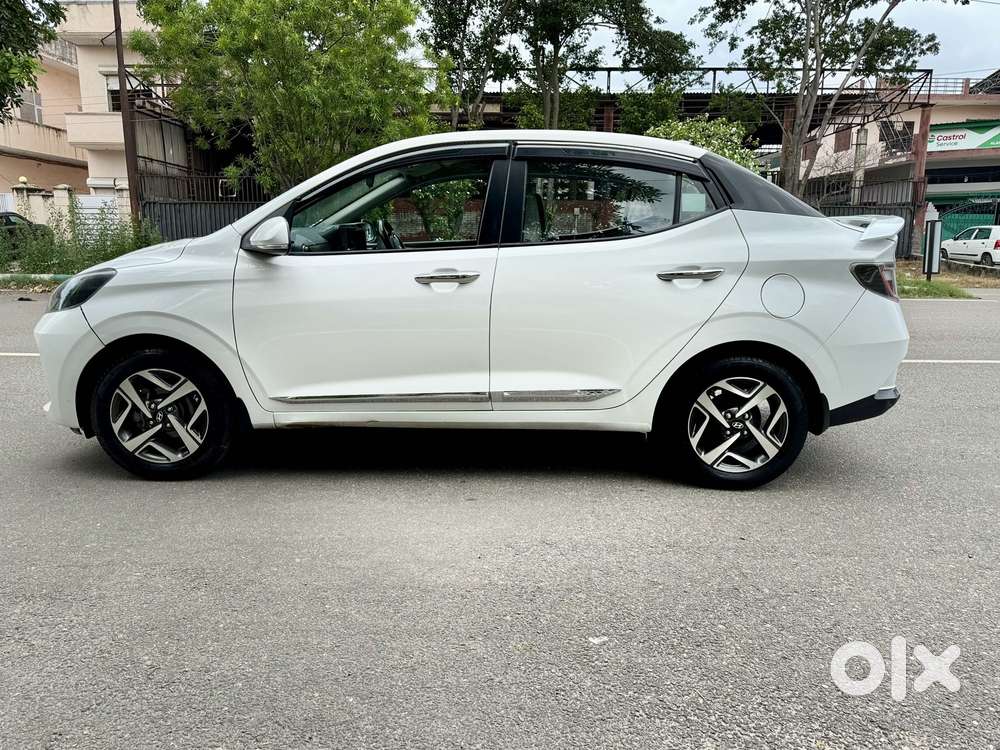 Hyundai Aura 1.2 Sx Cng, 2023, Cng & Hybrids