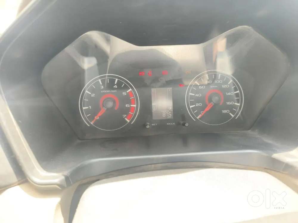 Mahindra Kuv100 Nxt 2016 Petrol 90000 Km Driven