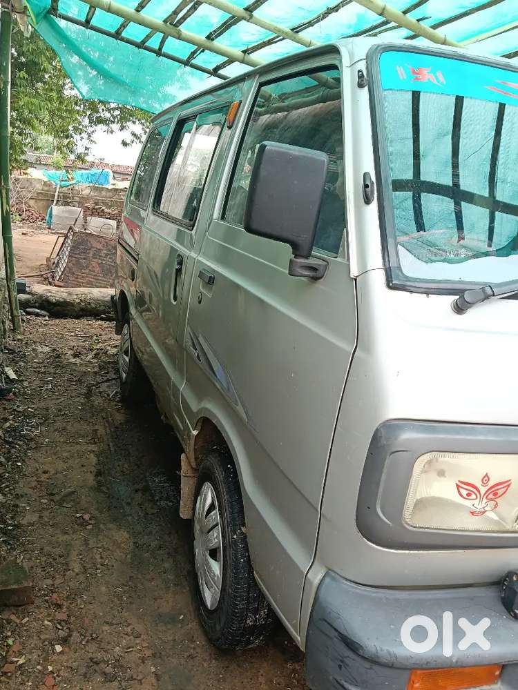 Maruti Suzuki Omni 2010