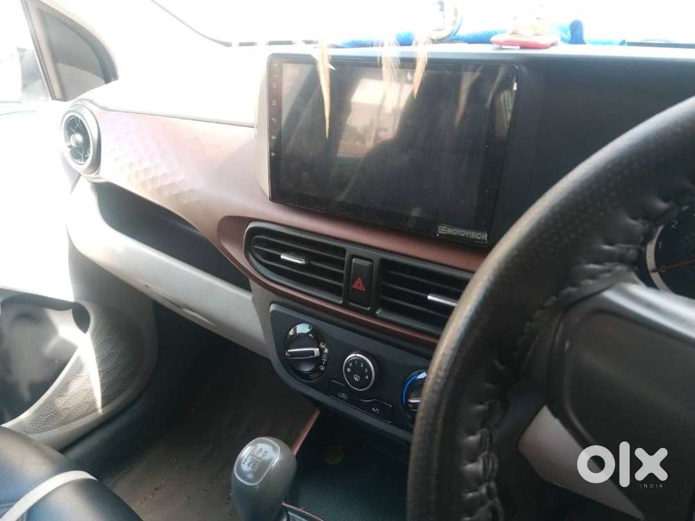 Aura Company Fitting