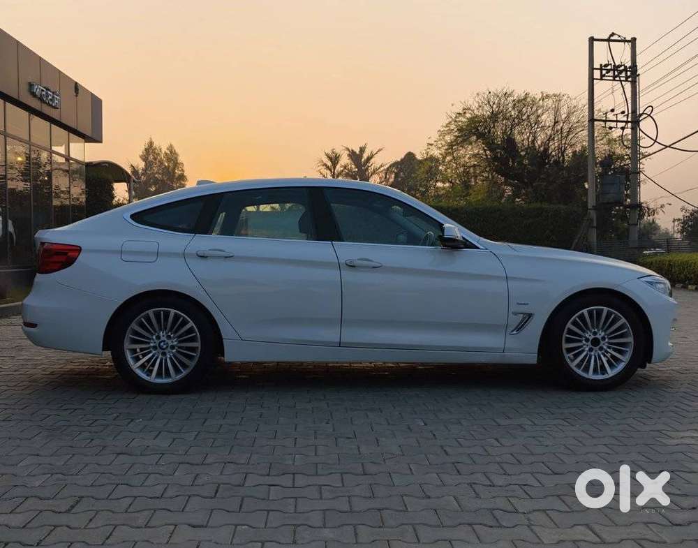 Bmw 3 Series Gt 320d Luxury Line, 2016, Diesel