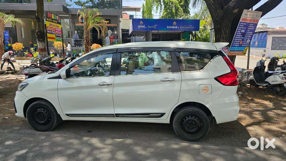 Maruti Suzuki Ertiga Vxi Petrol, 2022, Petrol