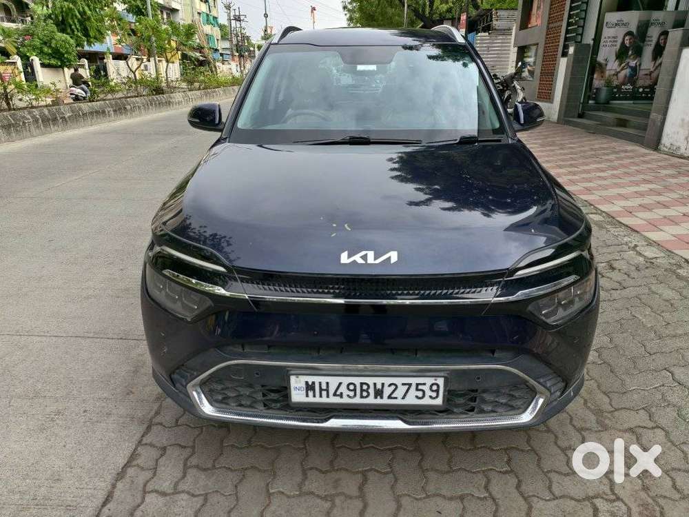 Kia Carens 1.4 Luxury 7 Str, 2022, Petrol