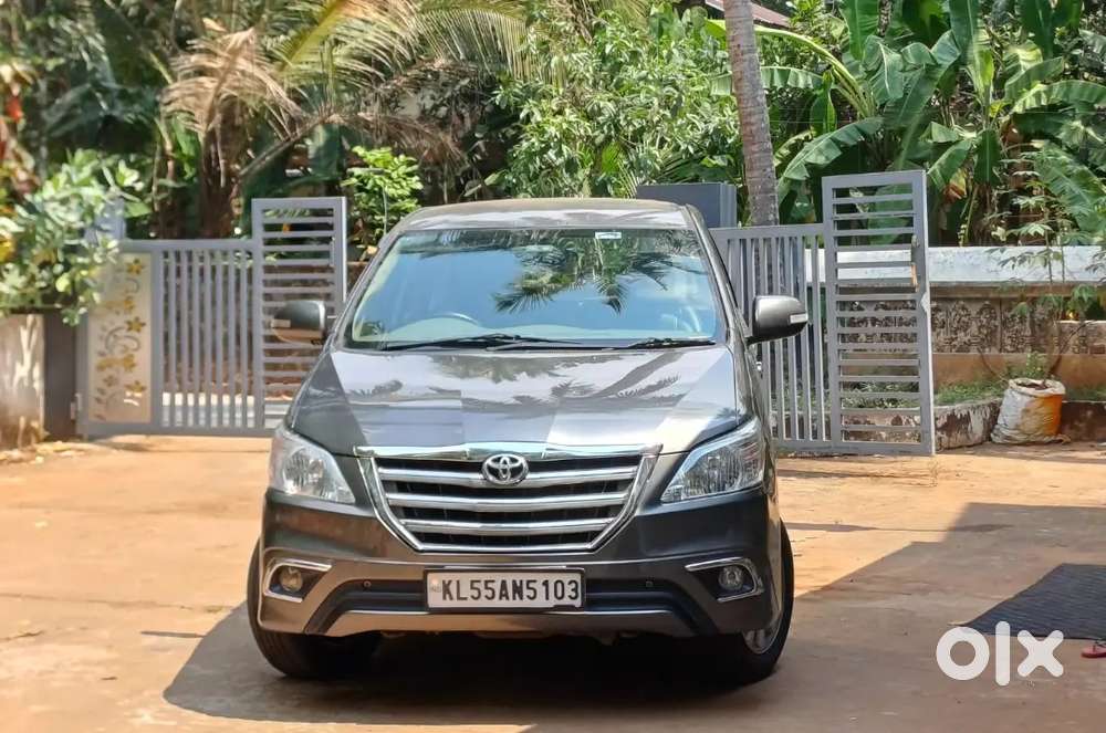 Toyota Innova 2.0 V 2012 Diesel Manual