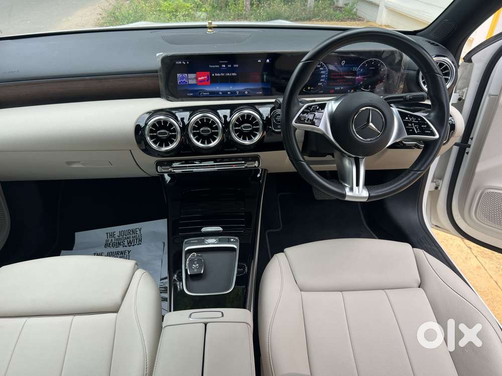 Mercedes-benz A-class Limousine 200, 2023, Petrol