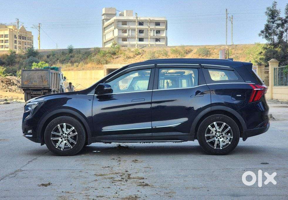 Mahindra Xuv700 2.2 Ax 7 Diesel At Luxury Pack Str Awd, 2023, Diesel