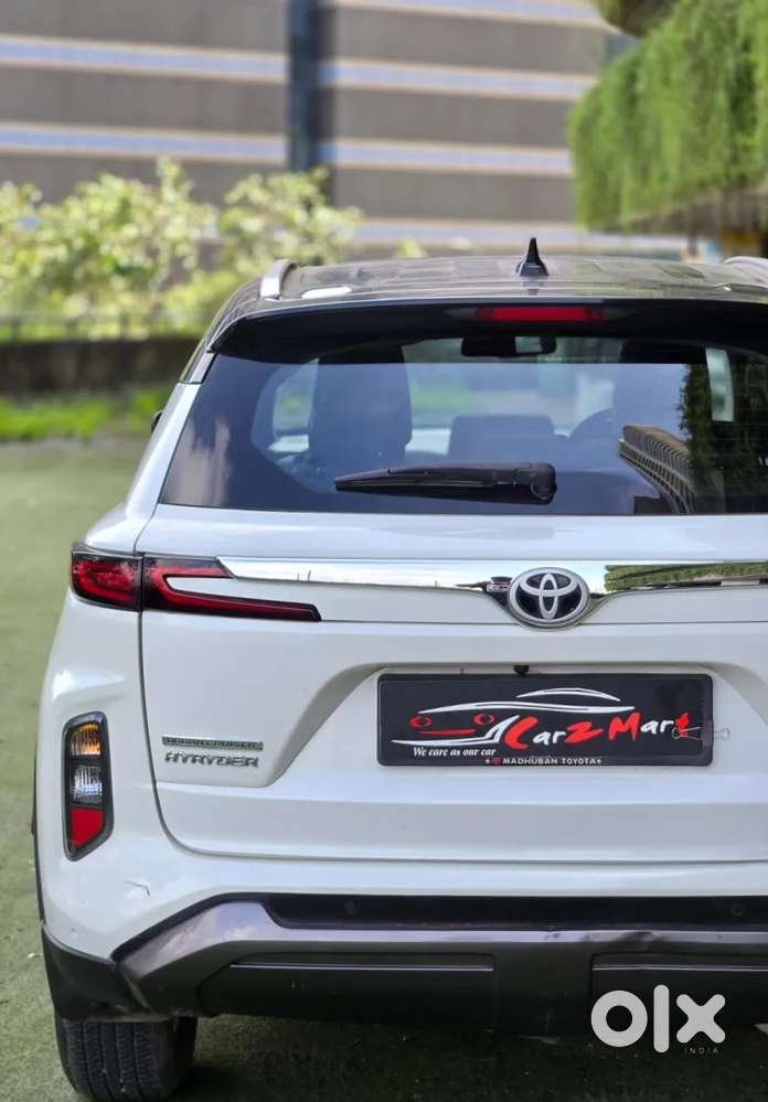 Toyota Urban Cruiser Hyryder 1.5 V Hybrid, 2023, Petrol
