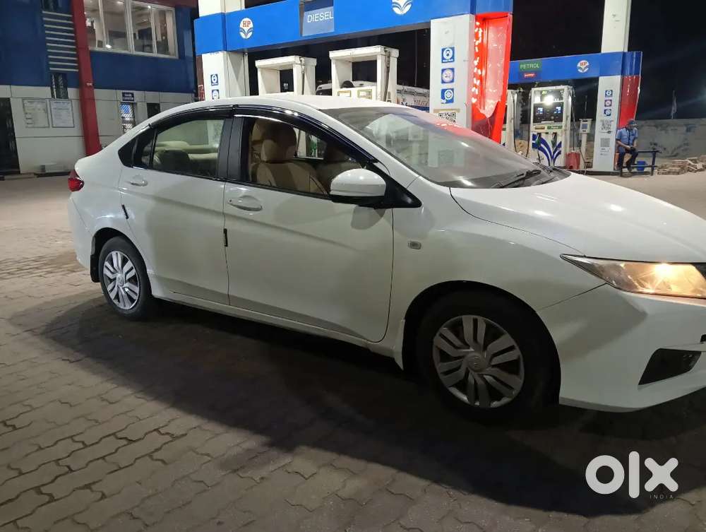 Dealer And Broker Dur Rahe Only Customer Ke Liye