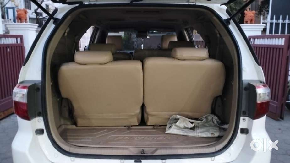 Toyota Fortuner 3.0 4x4 Manual, 2011, Diesel