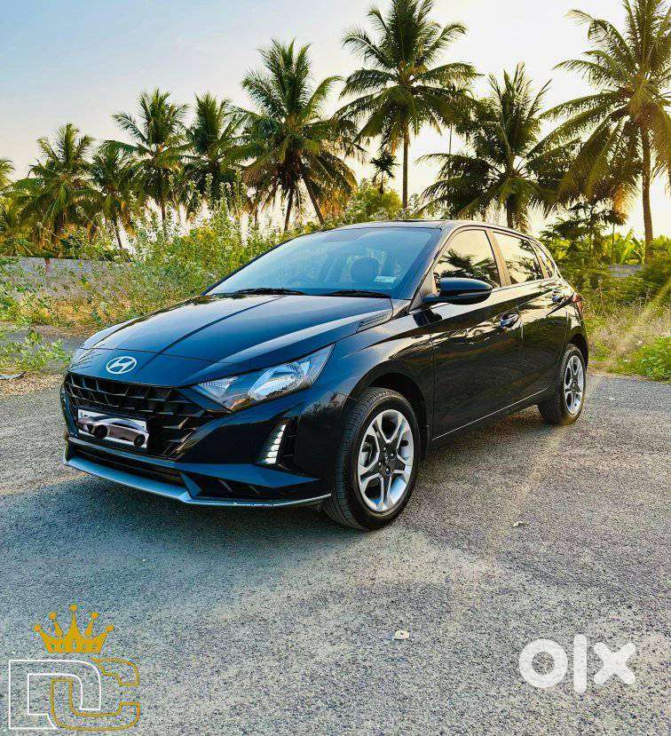 Hyundai I20 Sportz 1.2 Mt Dual Tone, 2025, Petrol