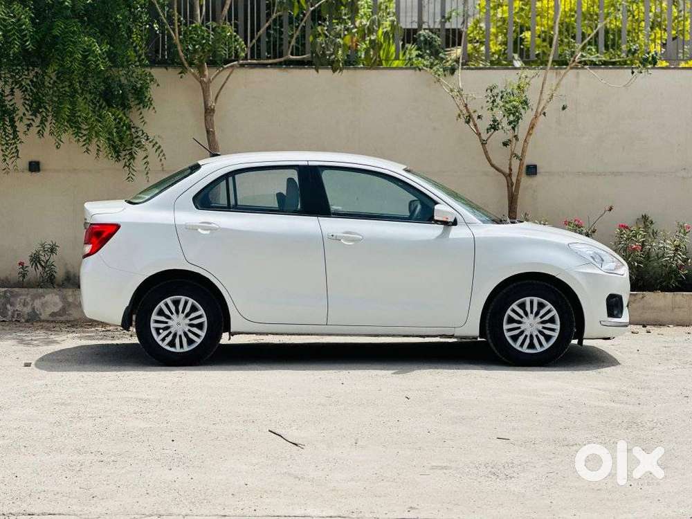Maruti Suzuki Dzire 1.2 Vxi, 2017, Petrol