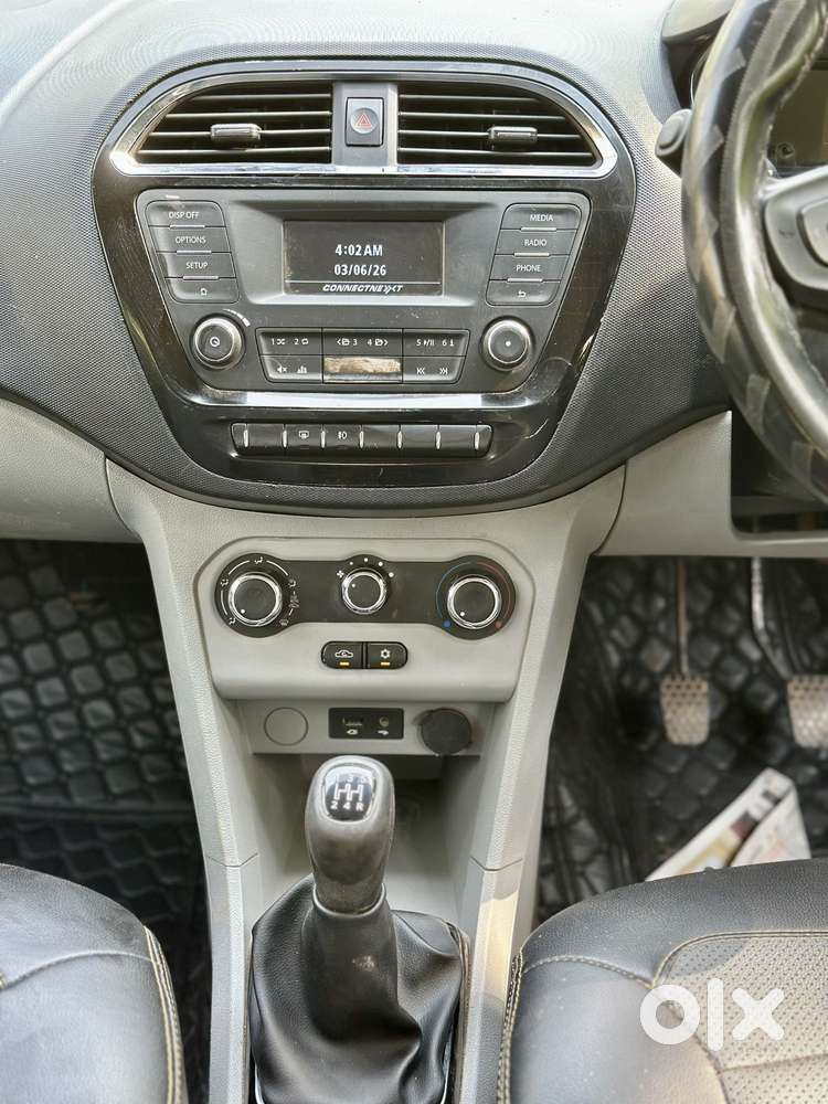 Tata Tiago Xe, 2020, Petrol