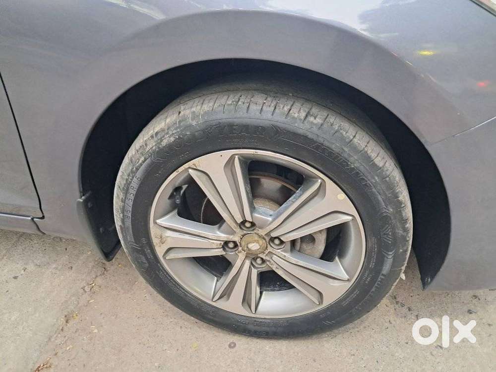 Hyundai Fluidic Verna 1.6 Vtvt Sx, 2019, Petrol